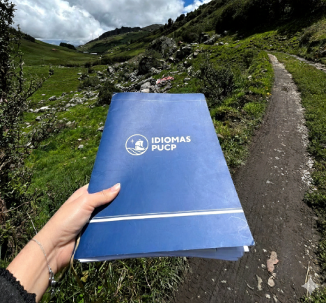 Idiomas PUCP contribuye desarrollo
